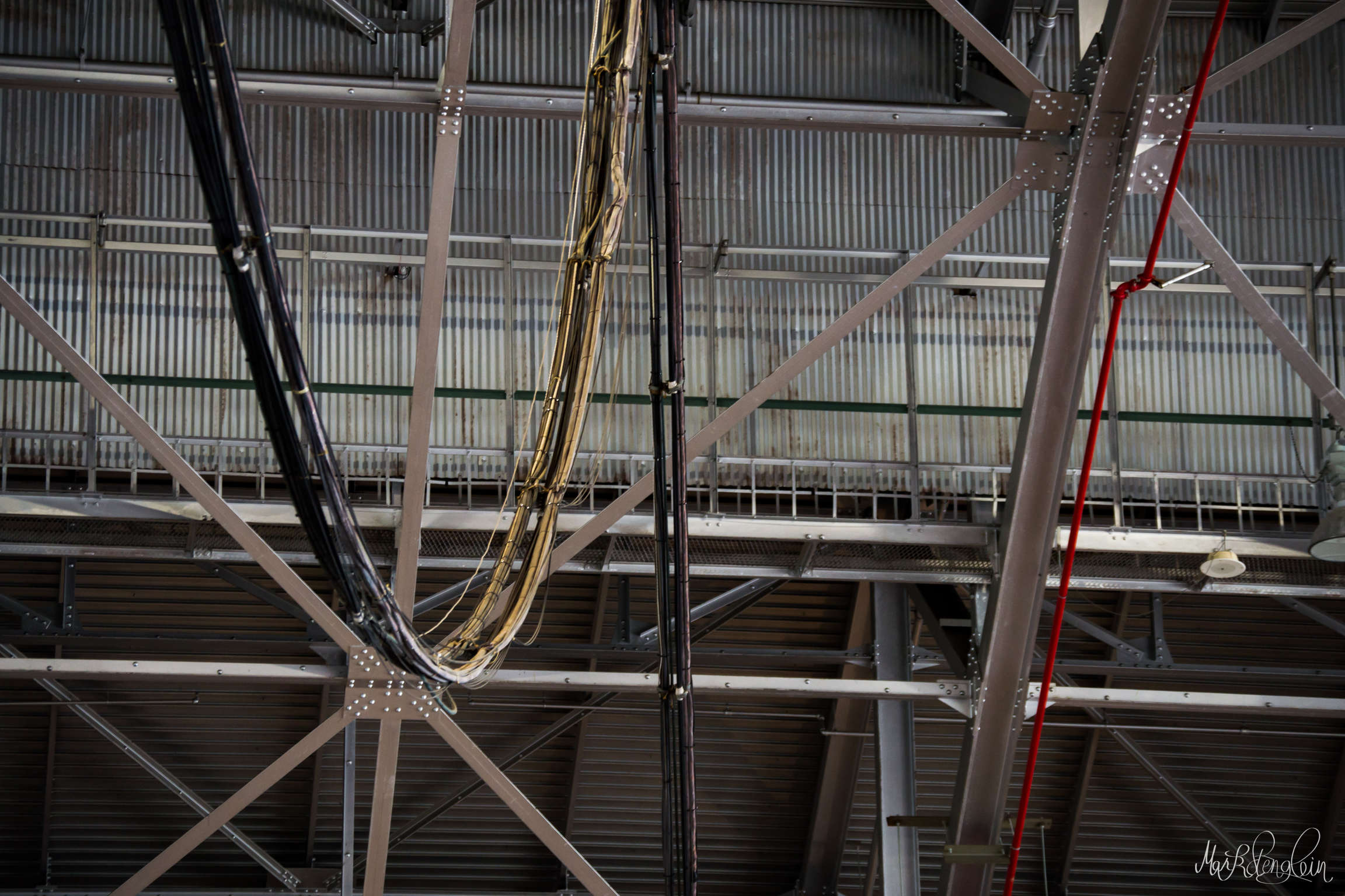 Close up on the linkages.